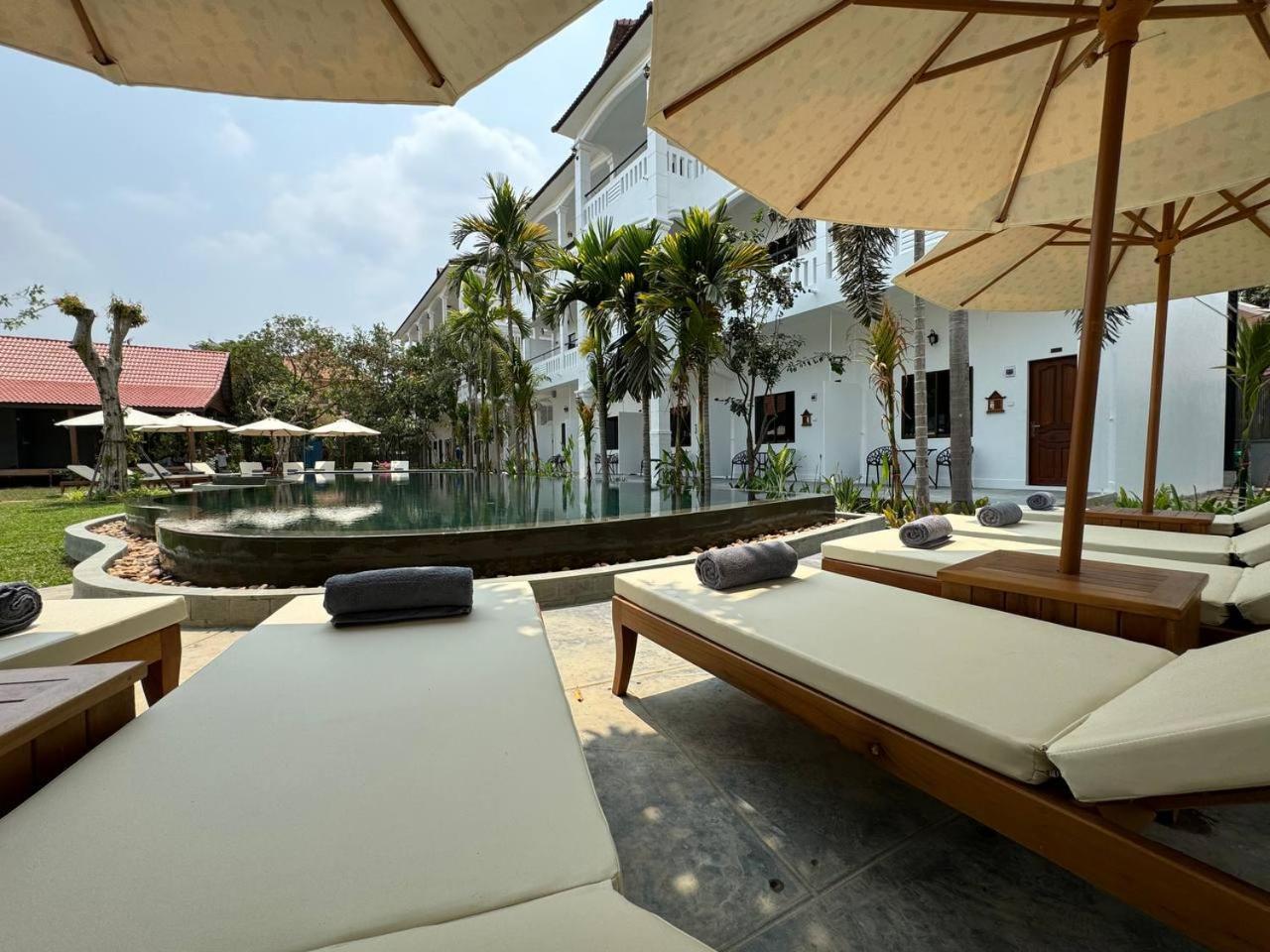 The Urban Otel Siem Reap Dış mekan fotoğraf